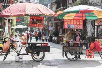鉴黄师官网——社群运营独家揭秘暴击